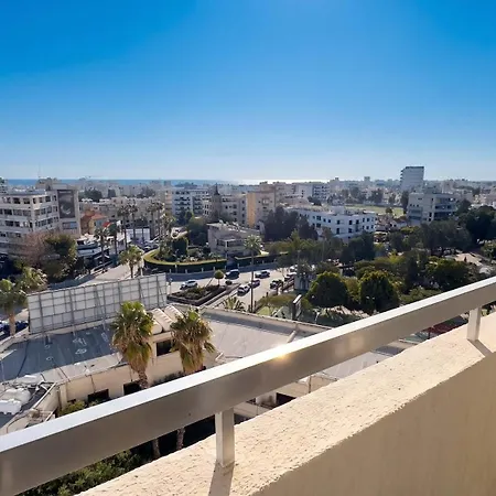 Panorama 2bdr Finikoudes Larnaca